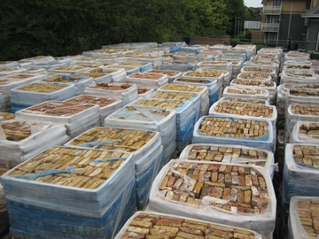 bricks pallets