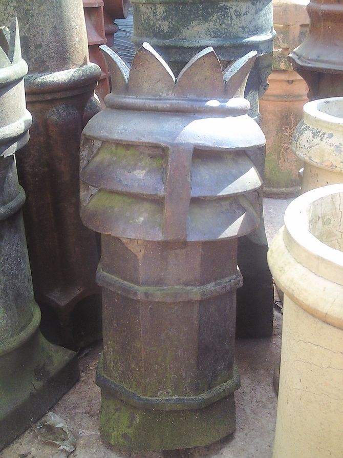 Glazed Octagon Crown Top Chimney Pot with Louvres