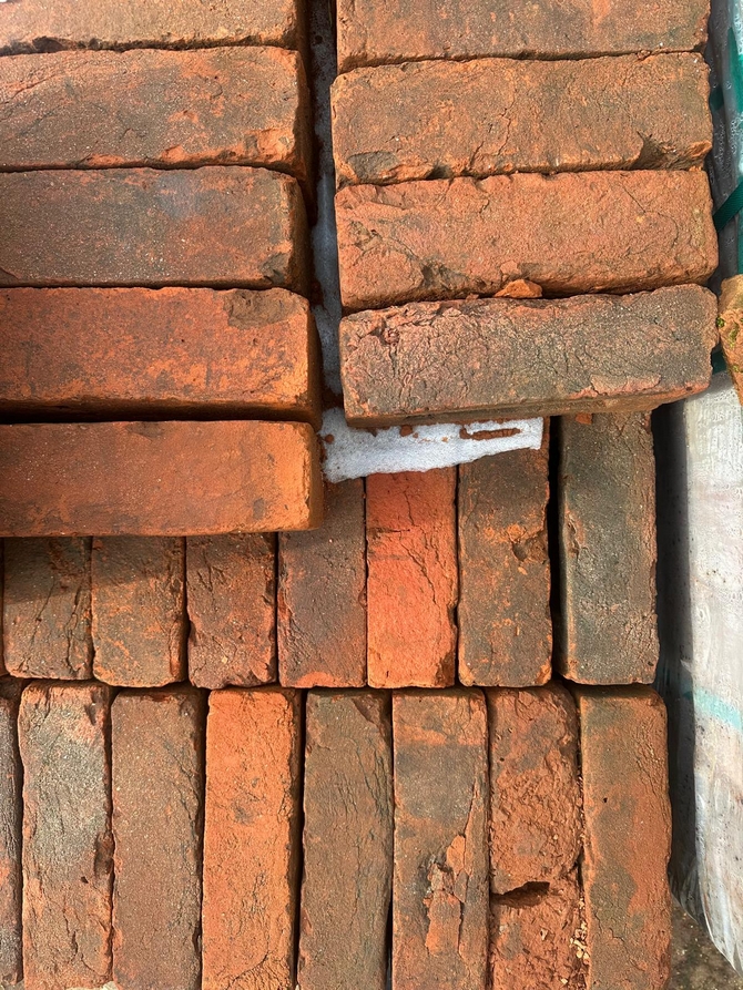 Weathered Dark Red Reclaimed Bricks