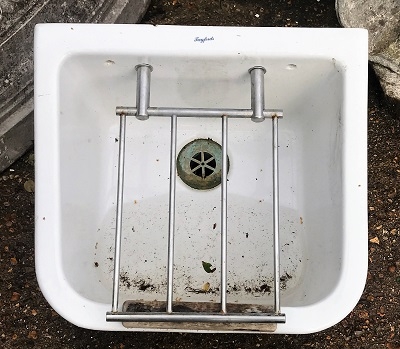 Reclaimed Small Butler Sink with rack