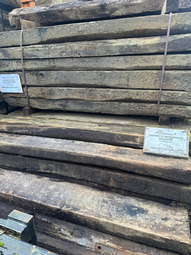 RECLAIMED *A* GRADE OAK SLEEPERS (CREOSOTED) Inc VAT