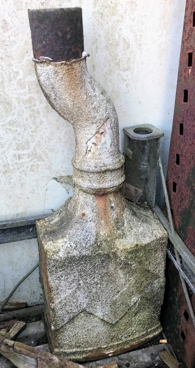 Reclaimed Large cast iron rainwater hopper