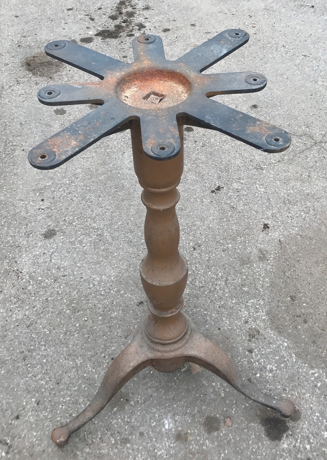 Decorative Cast Iron Table Leg