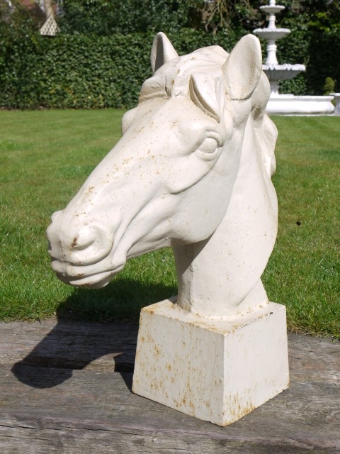 Horse Head (Antique White)