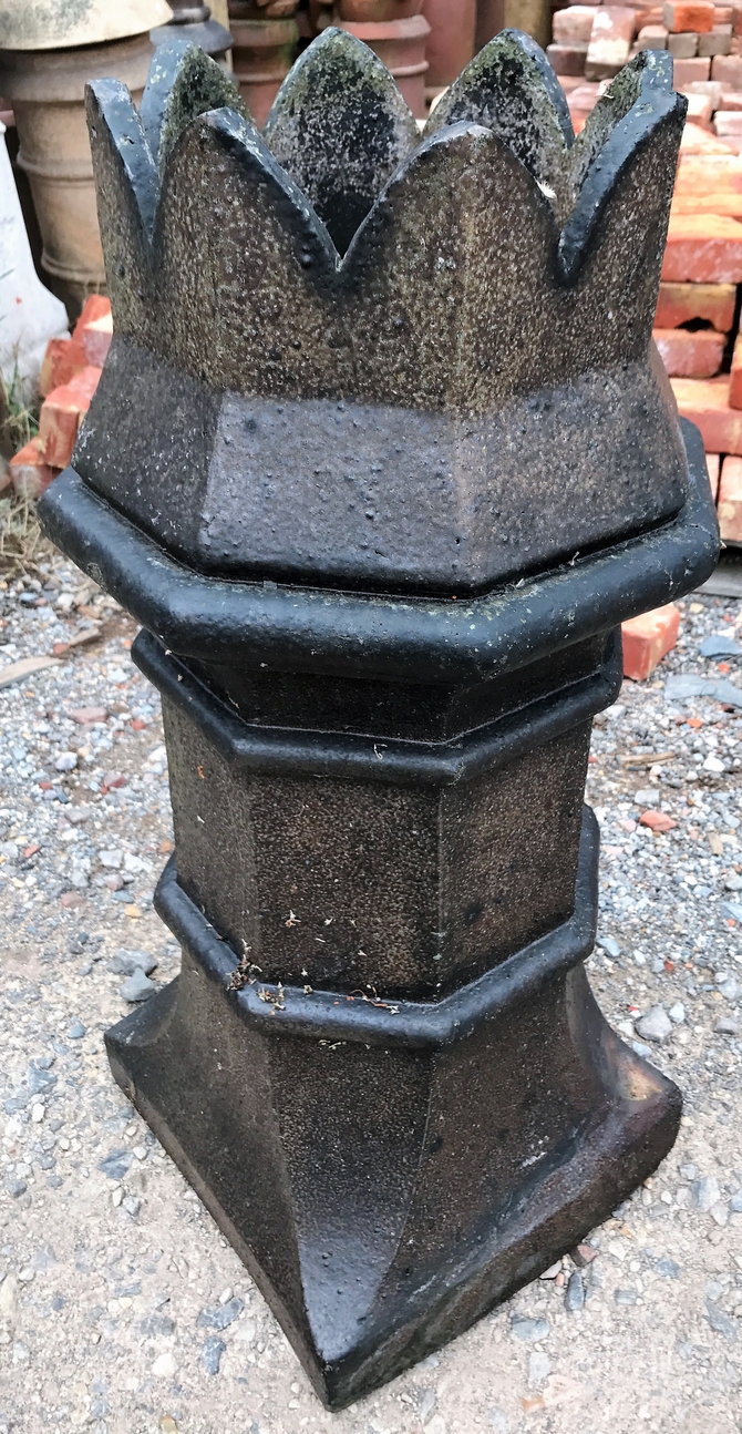 Reclaimed Dark Glazed Octagon Crown Chimney Pot