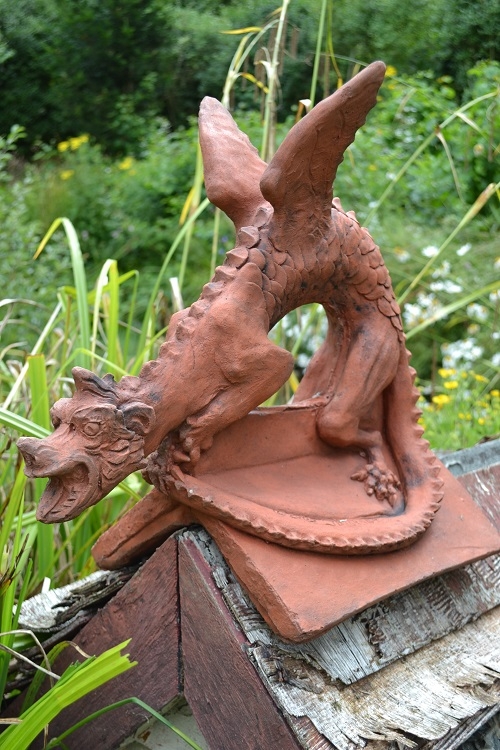 Small Angled Brighton Dragon Finial