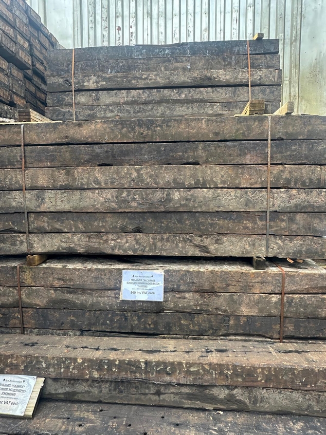 RECLAIMED *AA* GRADE HARDWOOD BEECH SLEEPERS (CREOSOTED) Inc VAT