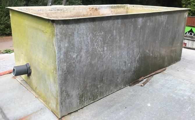 Large Galvanised Water Tank