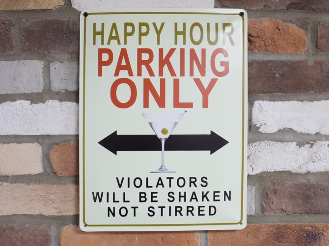 Sign (Happy Hour) 4860