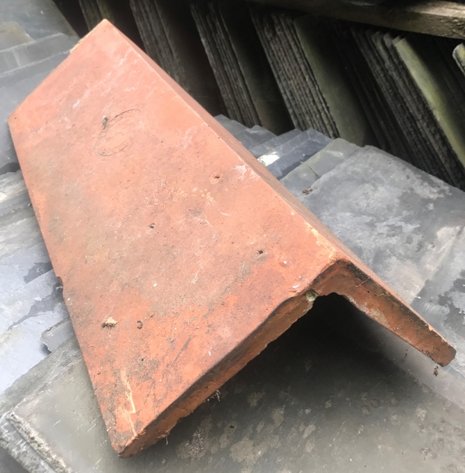 Reclaimed  Angled Ridge Tile