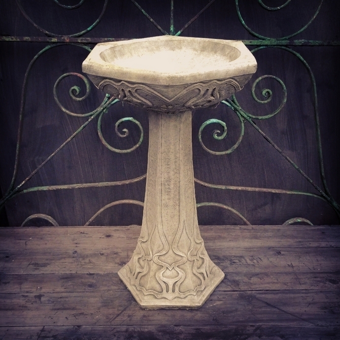 Art Nouveau Birdbath