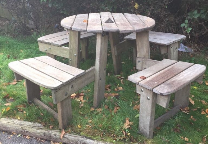 Reclaimed Teak 4 Seater Round Combi Table