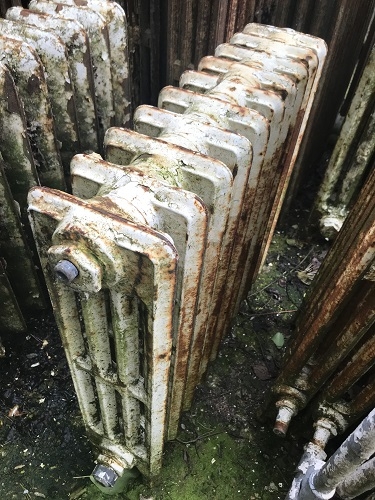 RECLAIMED 4 BAR RADIATOR