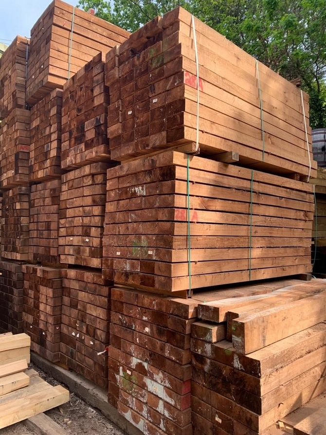 ❌SALE❌Brown Treated Hardwood Sleepers 200 x 100 x 2.4m inc vat