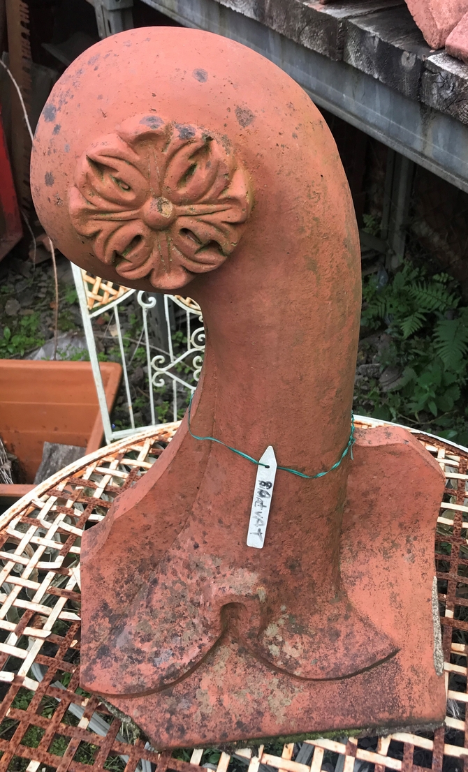 Decorative Victorian Style Flower Roof Finial